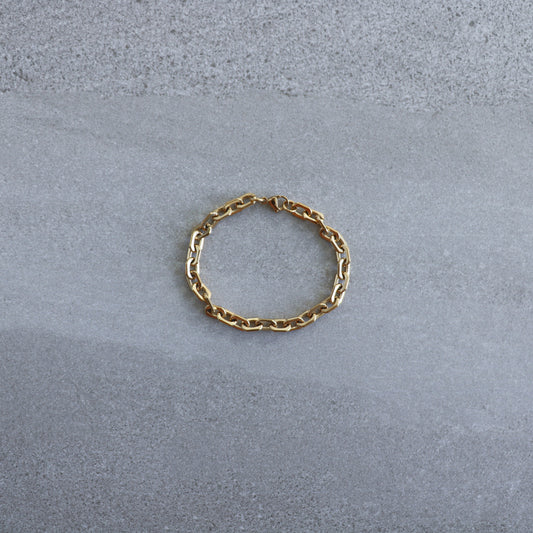 gold bracelet